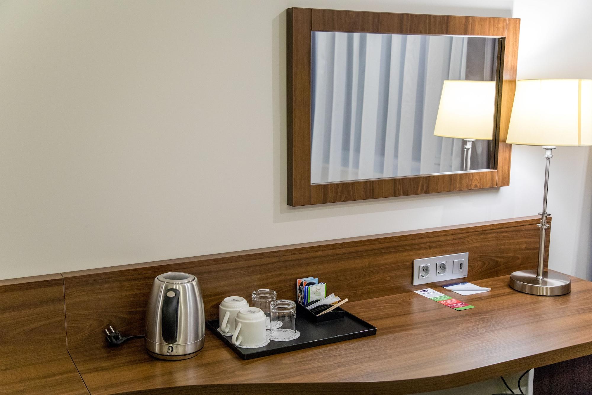 מלון Hampton By Hilton ברסט מראה חיצוני תמונה