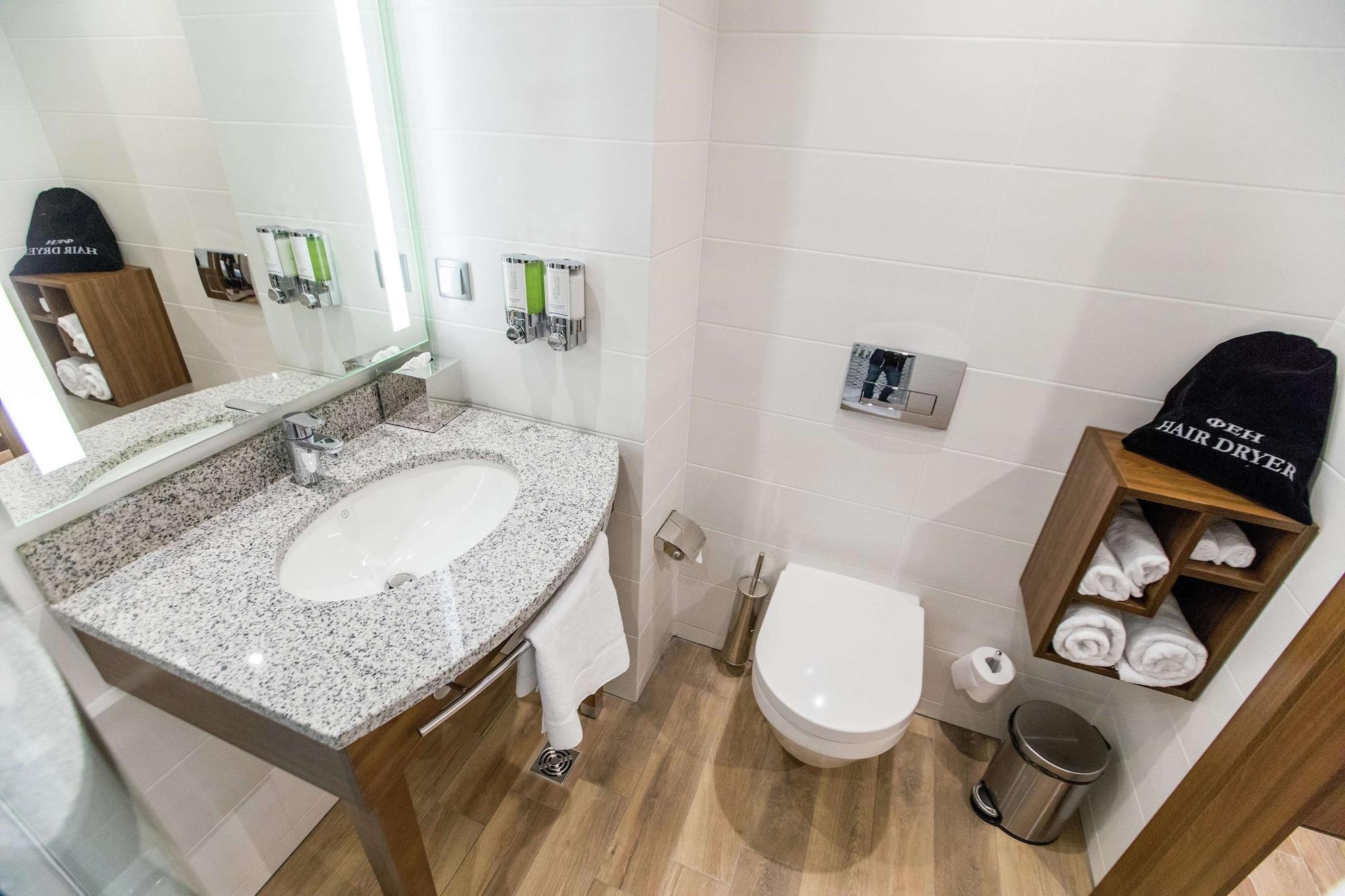 מלון Hampton By Hilton ברסט מראה חיצוני תמונה