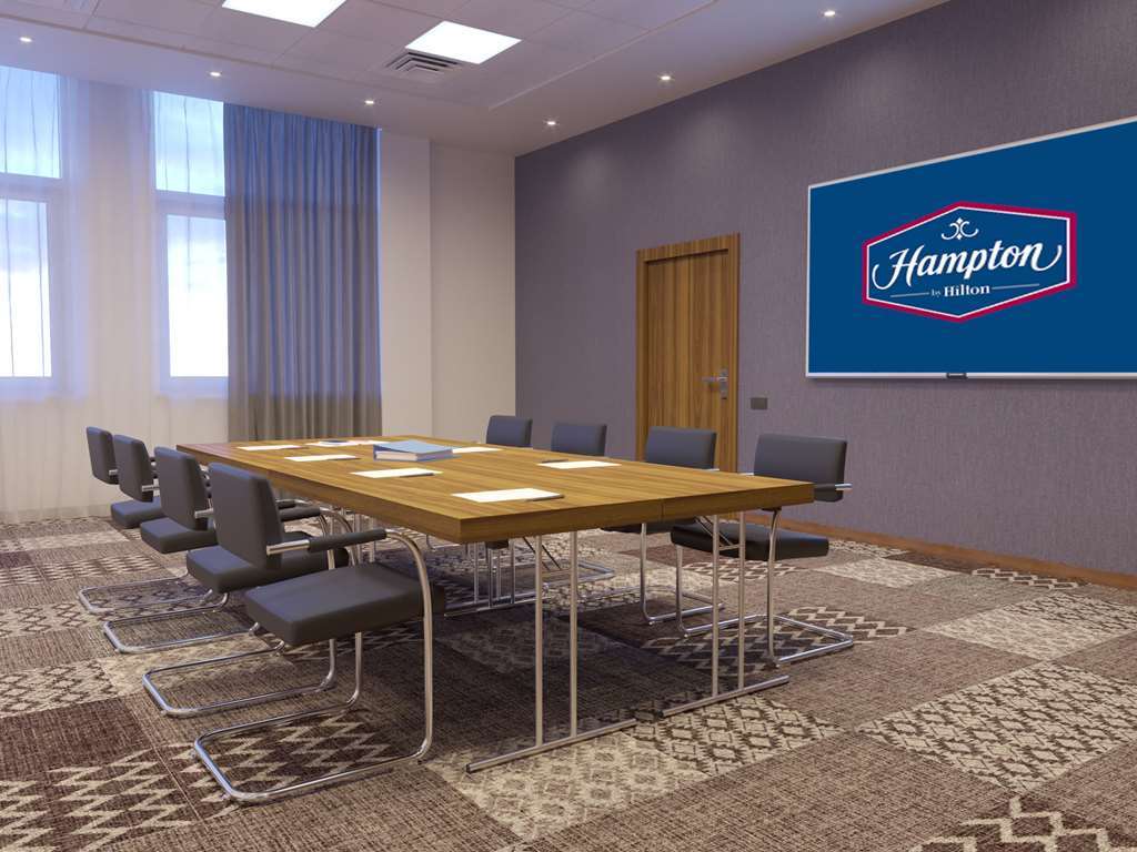 מלון Hampton By Hilton ברסט מתקנים תמונה